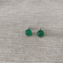 Cargar imagen en el visor de la galería, Pendientes Pin Onix verde 10 mm
