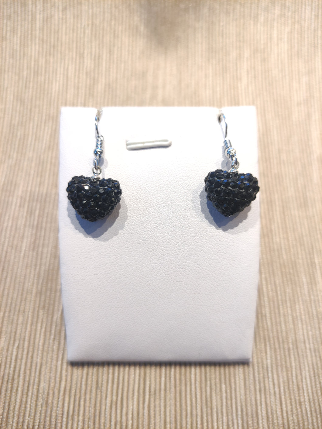 Pendientes Corazones Shambhala Negros